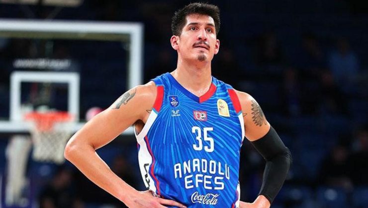 Anadolu Efes’te bir ayrılık daha: Derek Willis